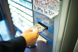 7月より新紙幣が発行。飲食店の券売機改修などの費用を補助する自治体も 飲食ニュース・トレンド