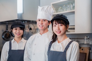 「飲食店の人件費率30%」は妥当? 人時売上高から少数精鋭の人員配置を目指そう 飲食店経営のノウハウ