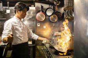 飲食店の光熱費に影響も。価格激変緩和策終了で7月も電気・ガス料金値上げ続く 飲食ニュース・トレンド