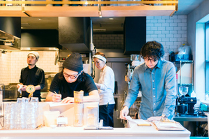 飲食店の「ネット予約」、店主が抱える悩みは? 55%の経営者から「予約キャンセルが不安」の声 データで見る飲食業界