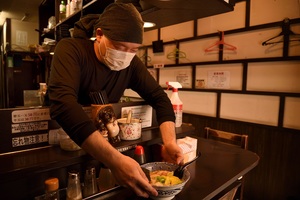 SNSにみる飲食店店主たちの“苦言”。いま改めて考えさせられる「外食マナー」 飲食ニュース・トレンド