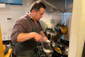 話題のワンオペ中華『ムーダンジアン』の魅力。「名店の技×発想力」で紡ぐオリジナル料理 食の仕事人