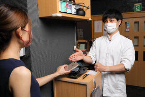 飲食店のキャッシュレス決済、導入のメリットは? 繁盛とんかつ店『ほり壱』に聞いた 飲食店経営のノウハウ