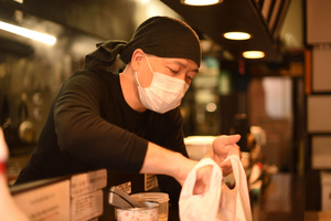約6割の消費者が「テイクアウト・デリバリー」をきっかけに店内飲食を経験。SARAHが調査 データで見る飲食業界