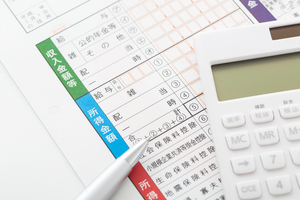 【2023年対応】飲食店の確定申告の手順をわかりやすく解説。必要書類や経費の疑問も回答 飲食店経営のノウハウ