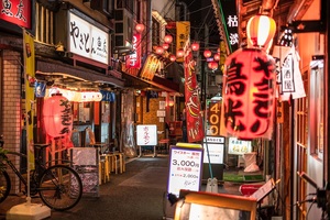 居酒屋の8月売上、「酒類提供停止」の影響で前年比7割減。外食全体も前年下回る 飲食ニュース・トレンド