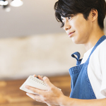 飲食店側のスポットワーク直前キャンセルで初の提訴。知っておくべき労働契約の成立時期