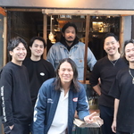 坪月商100万円の立ち飲み店、学芸大学『サンヤ』。感性とロジックが融合した新世代の店づくり