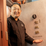 坪月商100万円超。渋谷『立食 型破離』が実践する“高待遇×脱属人化×正社員オンリー”の組織づくり