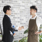 居抜き売却時「とりあえず知り合いに相談」は危険？飲食店の個人売買の注意点【店舗売却マニュアル】