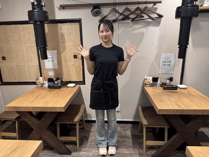  塩ホルモンさとうの制服