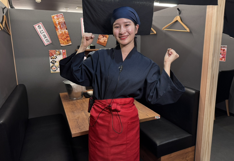 かにざんまい 銀座店の制服