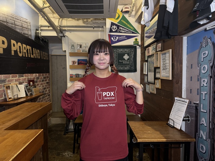 PDX TAPROOMの制服