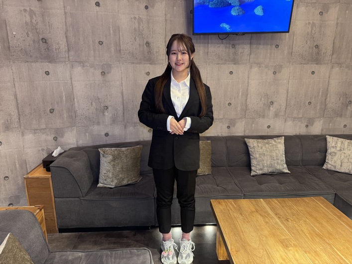 nishiazabu NESTの制服