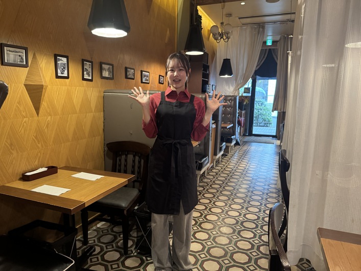 トラットリアコダマの制服