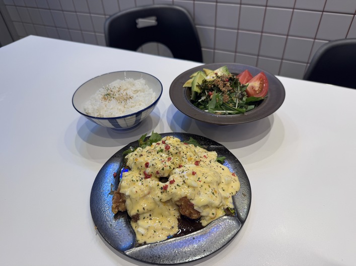 大衆酒場　牡蠣る。のまかない