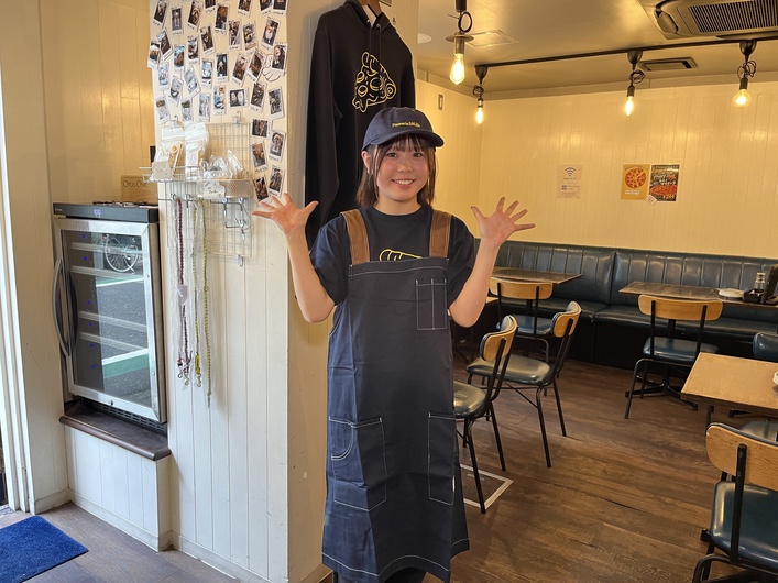 Pizzeria244の制服