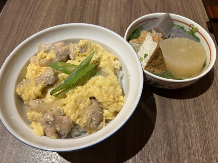 牛ホルモンと鮮魚 牛富屋 渋谷道玄坂店のまかない