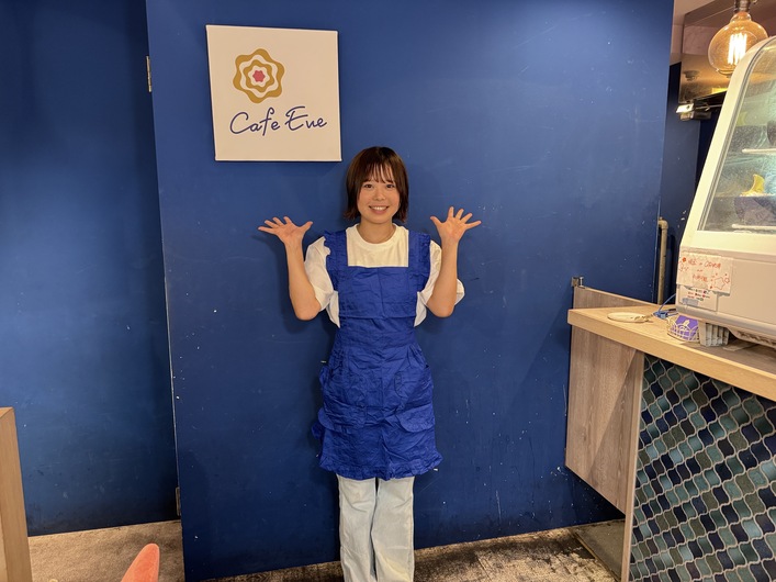 Cafe Eveの制服