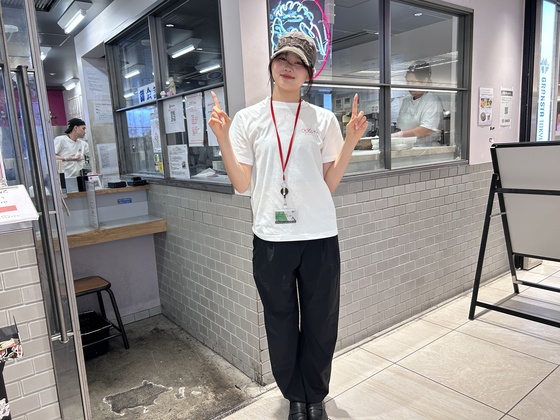 東京ギョーザスタンドウーロンの制服画像