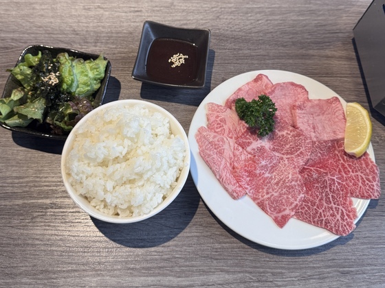 焼肉 ホルモンCHINTAN 赤坂見附店のまかない画像
