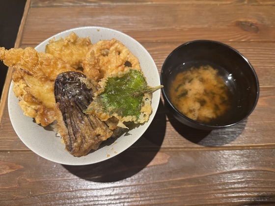 農家ごはん つかだ食堂 武蔵小杉店のまかない画像