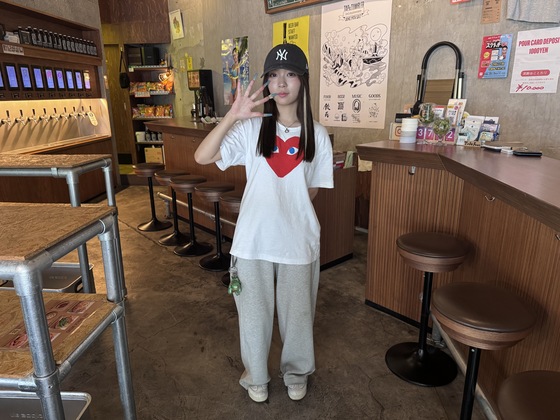  クラフトビール量り売り TAP&TUMBLER 恵比寿の制服画像