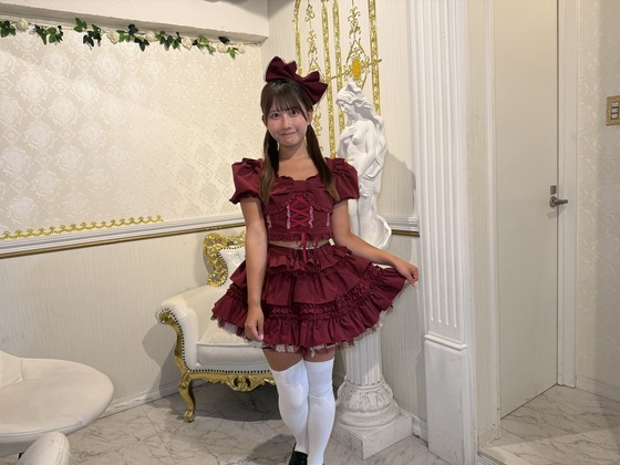 制服はその日の気分で好きな衣装を選べるよ♪
可愛過ぎて着るだけでテンション上がる🥹✨