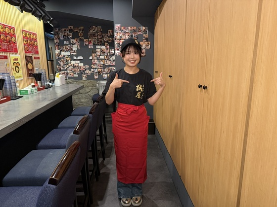 旨辛タンメン 誠屋 新宿店の制服画像