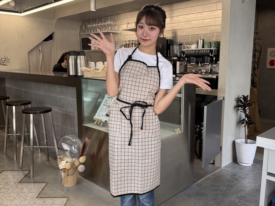 かき氷屋 六花の制服画像