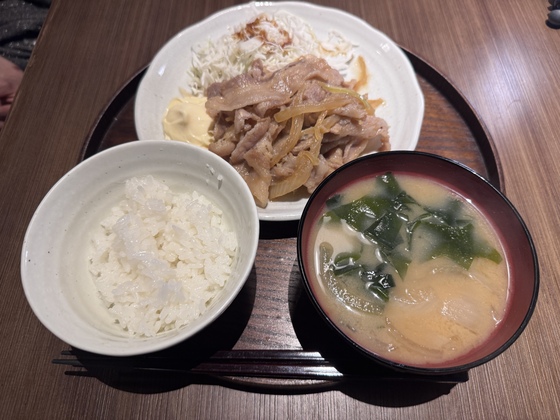 魚河岸田 Wo Casita 表参道のまかない画像