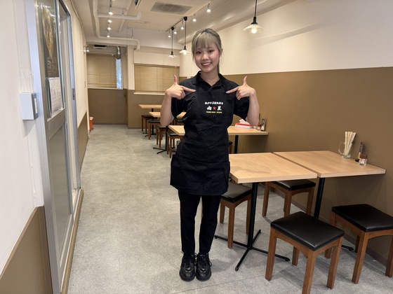 肉星 築地本店の制服画像