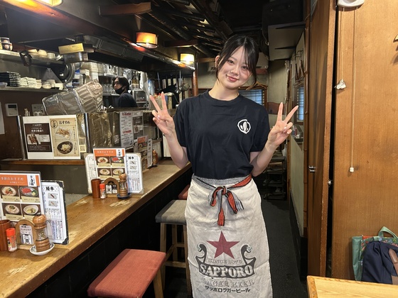 うな串 焼鳥 う福 新宿三丁目の制服画像