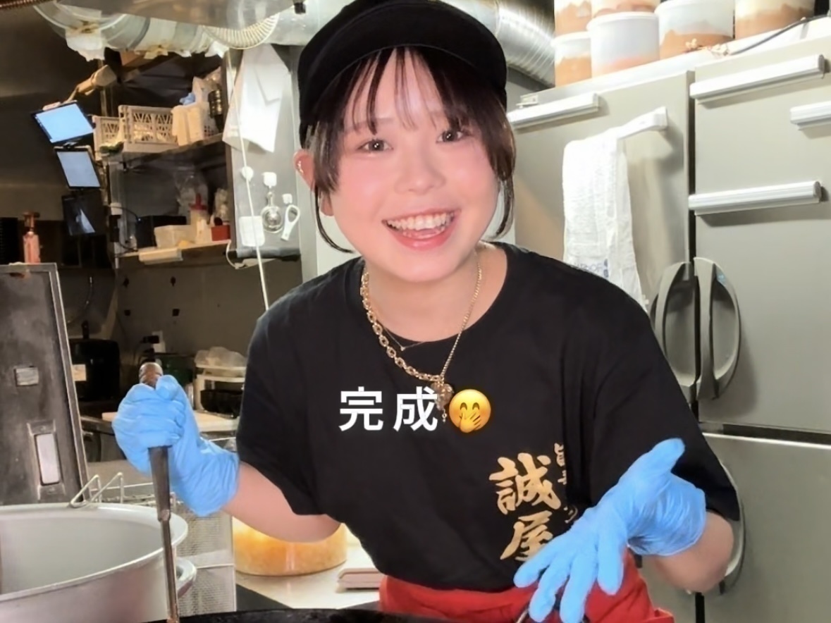 激辛ラーメン店『旨辛タンメン 誠屋 新宿店』のキッチンバイトvlog