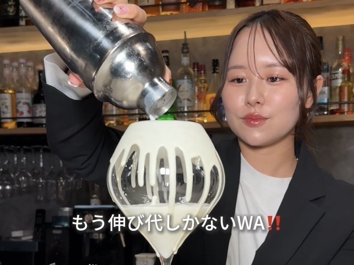麻布のカフェバー『BAR MELT』でクレープ焼く女のvlog
