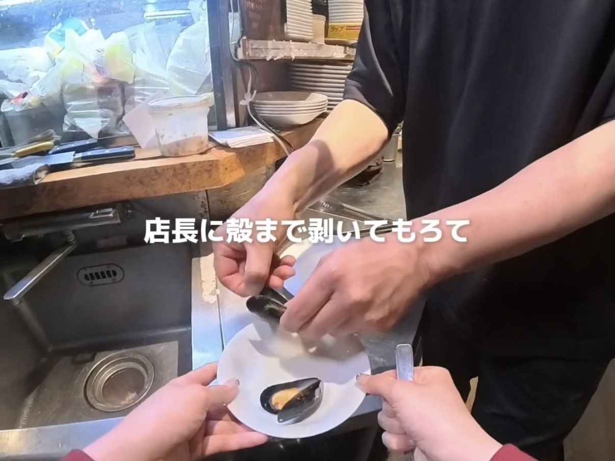 28歳バイト『Bacchusのさら.』で試食を要求する