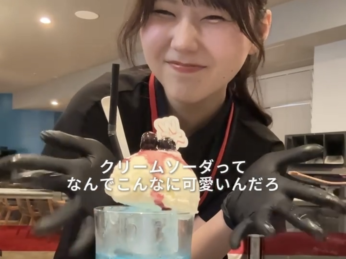 料理したことないけどカフェの『WK2』でキッチンバイトしてる