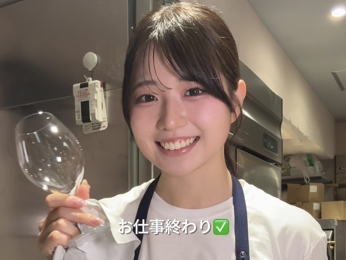 『Libero Bracelia TOKYO』でオープニングバイトする女子大生のvlog