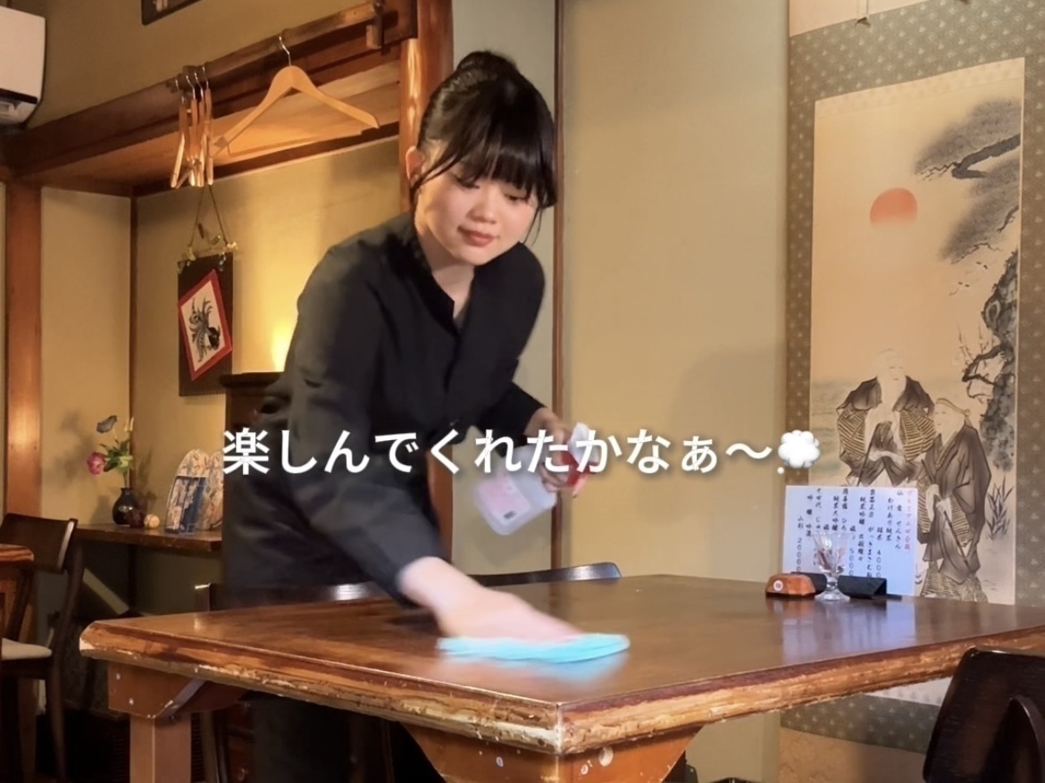 古民家風な『神楽坂おいしんぼ』でバイトする女子大生vlog