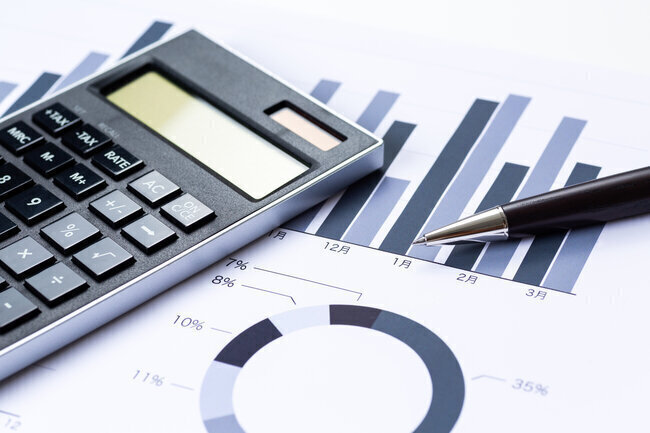 電卓とグラフ画像