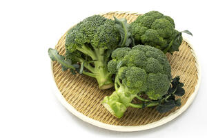 ブロッコリーが約50年ぶりに「指定野菜」に追加！ 飲食店での賢い活用法は？