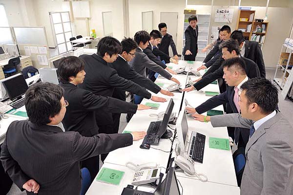 株式会社柴田屋酒店