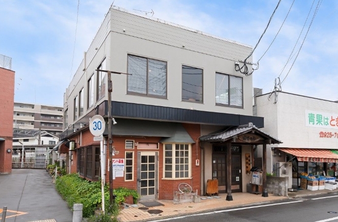 西鉄五条（11.69坪）の店舗物件画像 外観・内観1