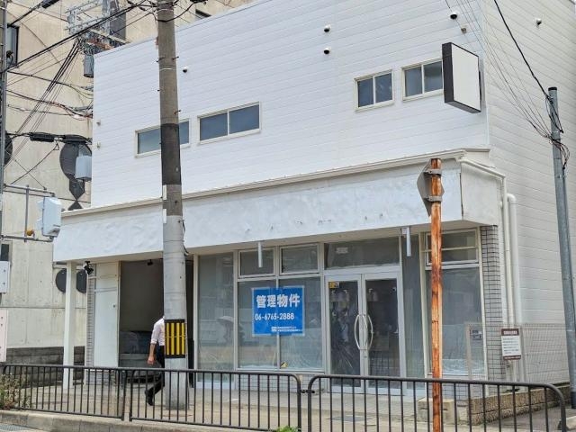山科（41.78坪）の店舗物件画像 外観・内観1