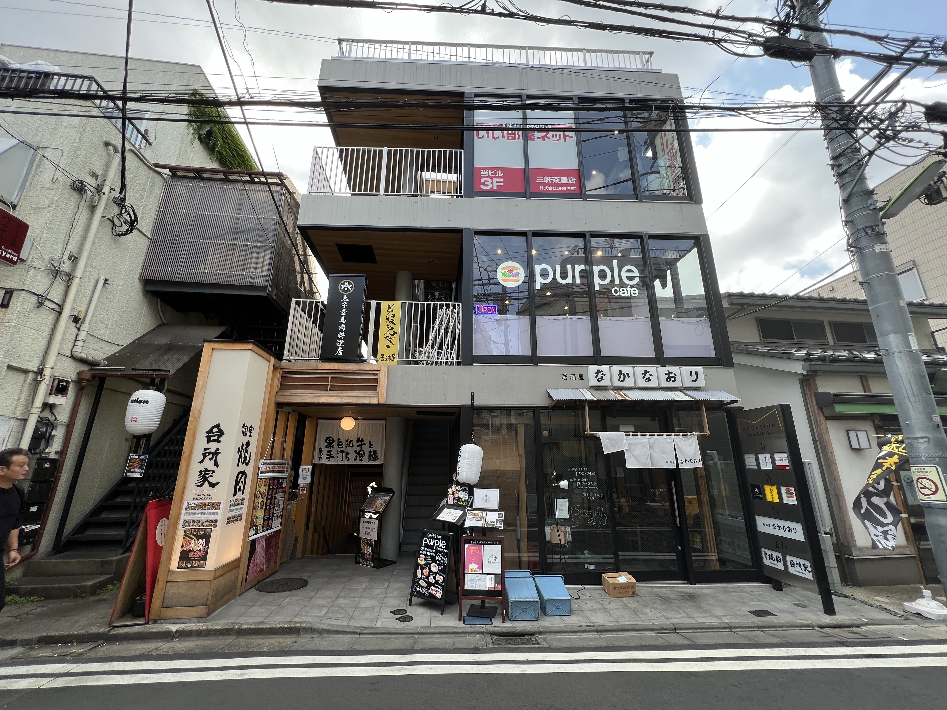 三軒茶屋（10.78坪）の店舗物件画像 外観・内観1