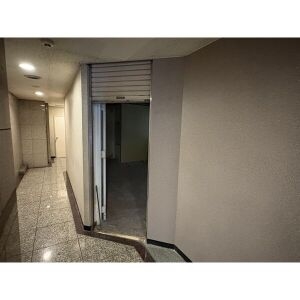 栄（15.6坪）の店舗物件画像 外観・内観1