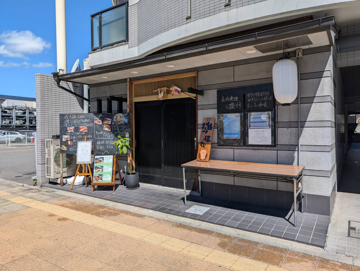 西大路（12.1坪）の店舗物件画像 外観・内観1