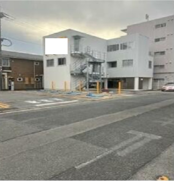 スポーツセンター（13.66坪）の店舗物件画像 外観・内観1