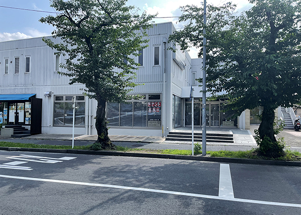 たまプラーザ（8.25坪）の店舗物件画像 外観・内観1