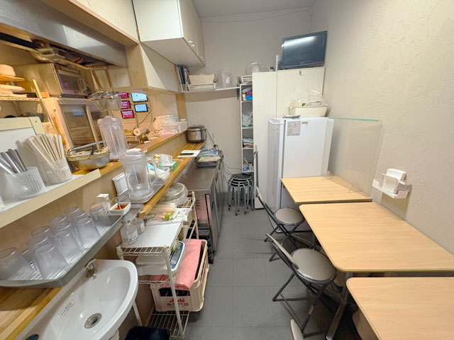 白楽（5.17坪）の店舗物件画像 外観・内観1